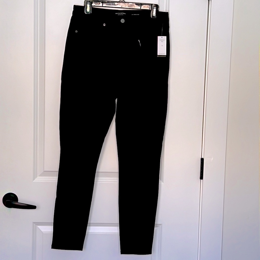 BANANA REPUBLIC WOMEN'S CURVY MID-RISE BLACK SKINNY JEANS - SIZE 10